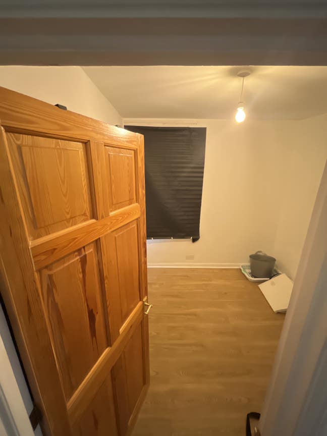 Double bedroom in great location  Main Photo