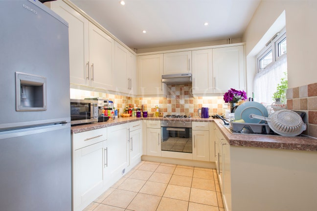 2 Rooms! Gloucester Ave - bills inclusive  Main Photo