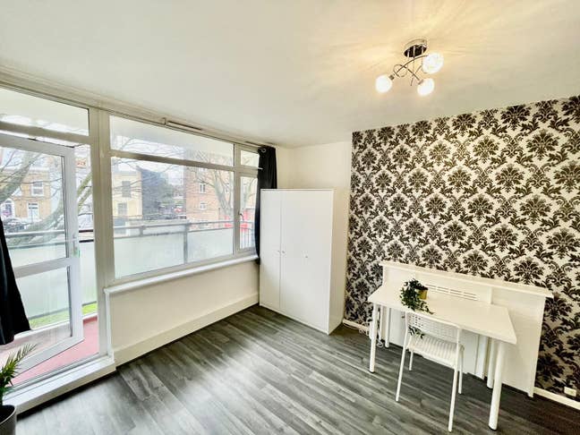 Best Flat in Hemerton Main Photo