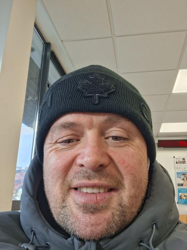 Hi im looking for a place  Main Photo