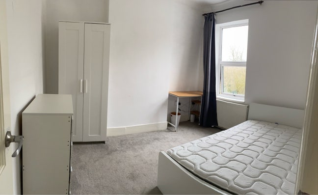 Double room in South Woodford  Main Photo