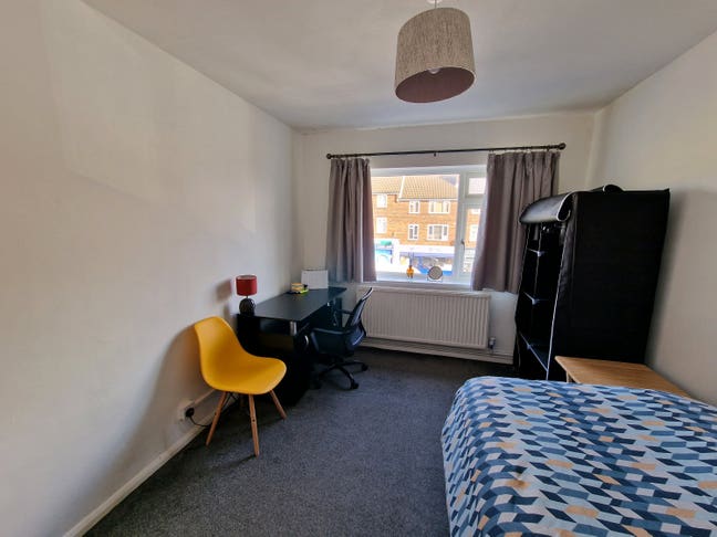 One double bedroom Main Photo