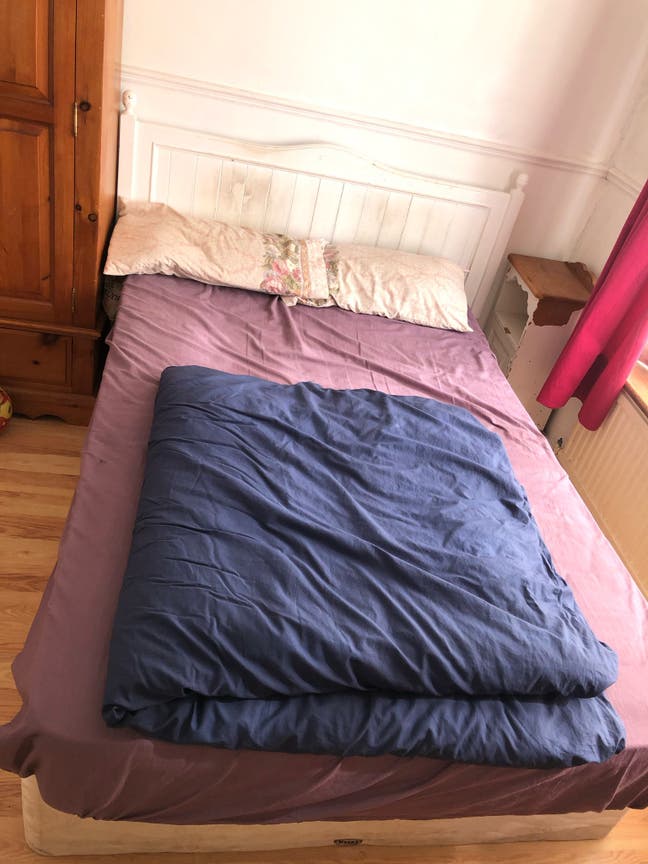 Large Double room in 4 bedroomed detached house Main Photo