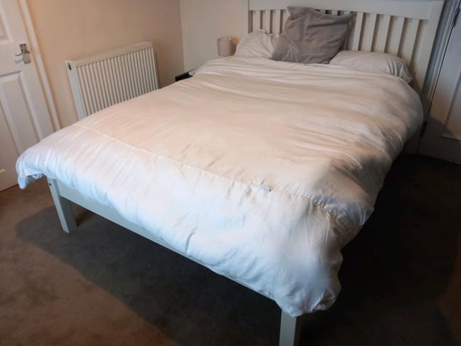 Double Room with En Suite and Utility Room Main Photo