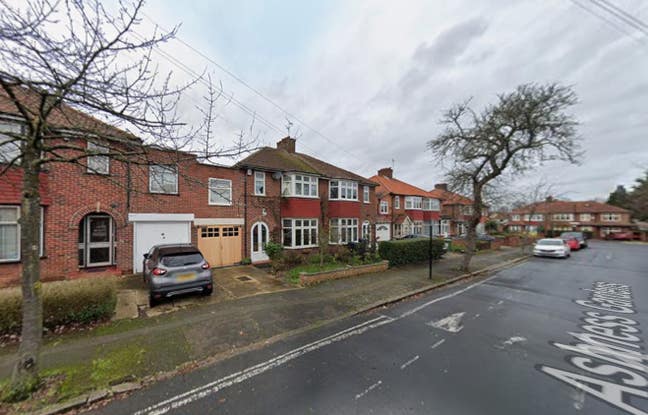 DSS- Studio Flat Available in Greenford Ealing UB6 Main Photo