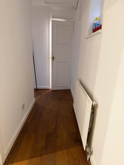1 bedroom ground floor Victorian flat Main Photo