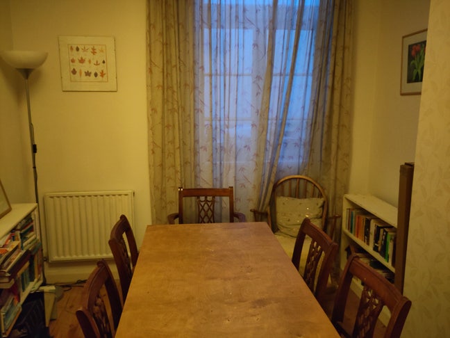 Double room in Southville home Main Photo