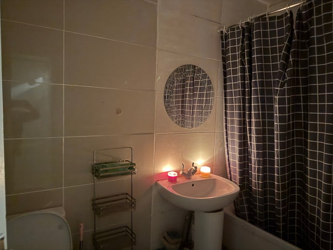 3mins fm Hangerlane tube 8 mins fm pk royala dbl   Main Photo