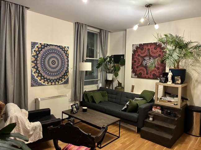 Spacious double bedroom in Mayfair Main Photo