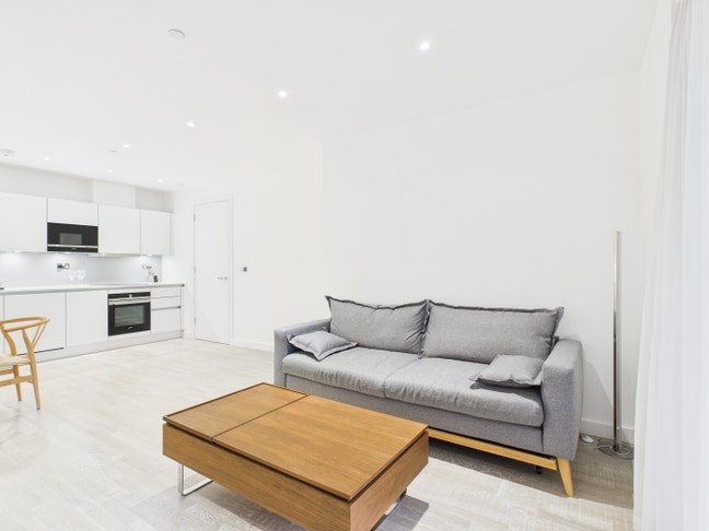 Isle of Dogs – 2 Bedrooms Flat Main Photo