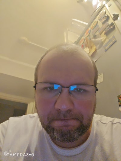 39 year old Male seeks a double room Main Photo