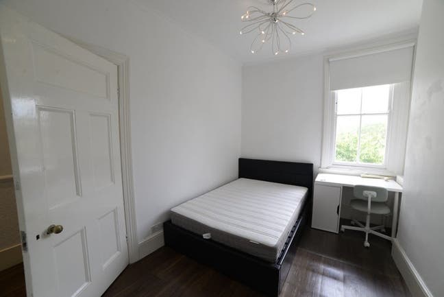 Lovely dbl, lounge, mod kitchen, friendly house Main Photo