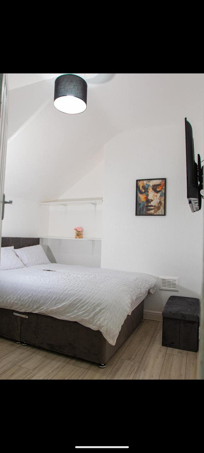 Spacious Double Room – &pound;750pcm (All Bills Included Main Photo