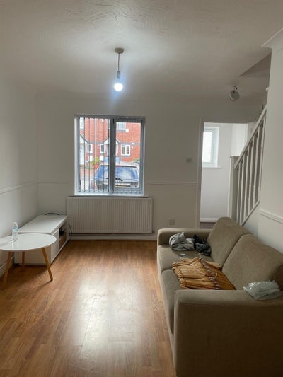 2-Bed House - Barking Riverside (IG11) - &pound;1,900pcm Main Photo