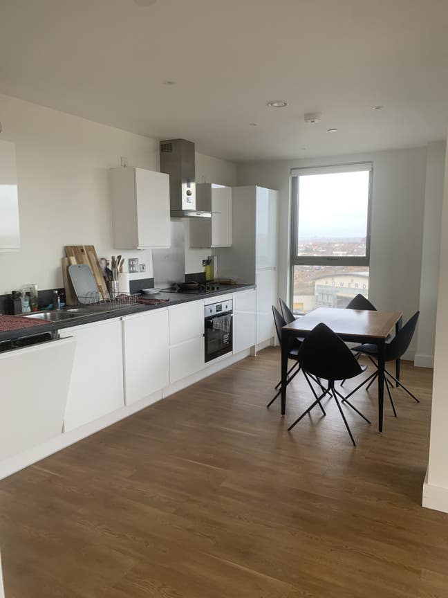 Double bed for professionals ASAP Main Photo