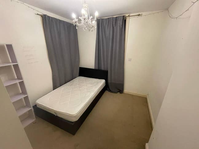 Balcony En-Suite Double Room in Perfect Location! Main Photo