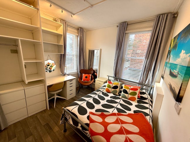 🌺grt Room, Well Man, Profs Only, Happy House 🌺 Main Photo