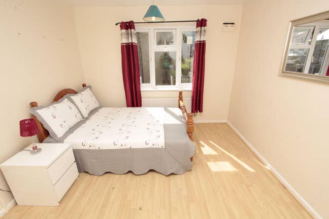 New refurbished rooms in Canary Wharf E14  Main Photo
