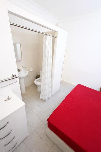Ensuite &Dbl Rm in Woodgreen* &pound;400Dps Main Photo