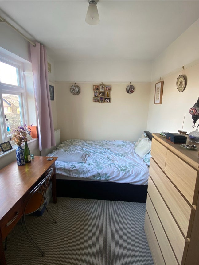 Double room available near Alexandra Palace Main Photo