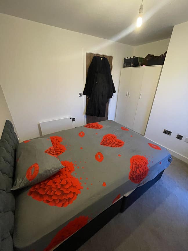 Double room in M5 Salford  Main Photo