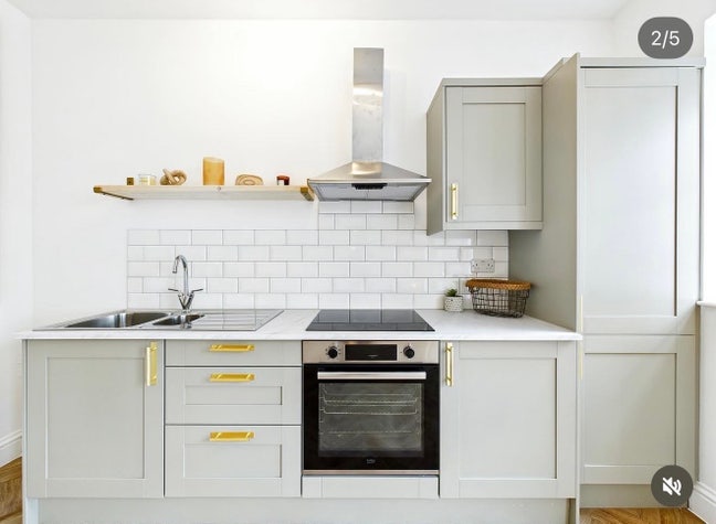 Modern 2 Bed Flat Available - Tenancy Takeover  Main Photo