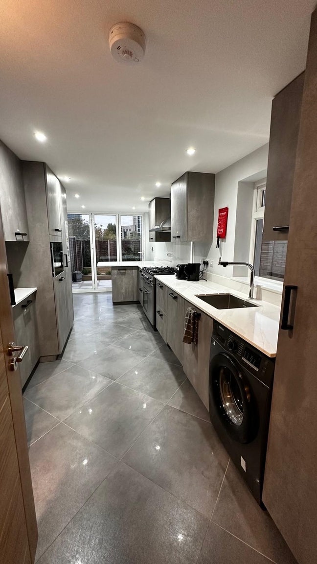 🛏️ Lovely Single to Let in - Kensal Green  Main Photo