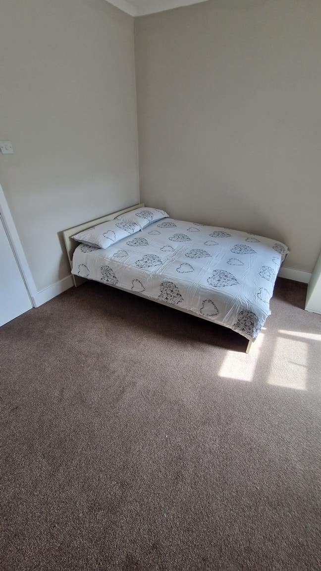 Large double bedroom available  Main Photo