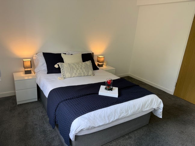 🔥 Stunning Large Double Room | Salford Main Photo
