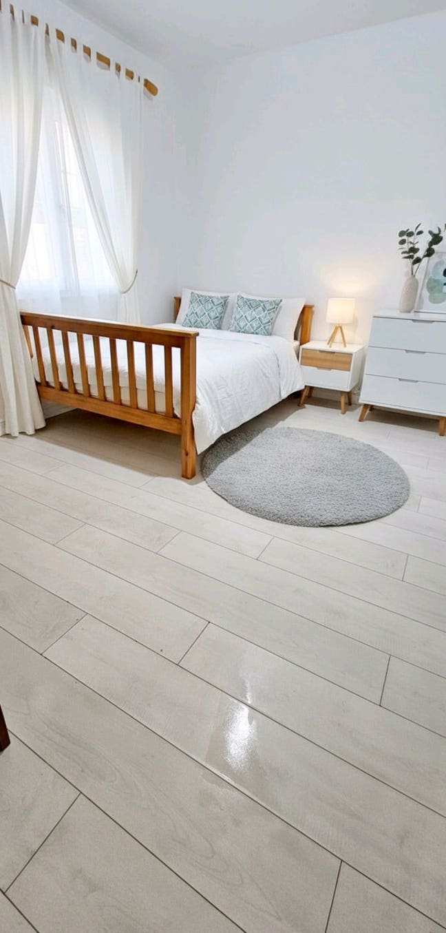 Beautiful Spacious Double Room with Iconic Views Main Photo