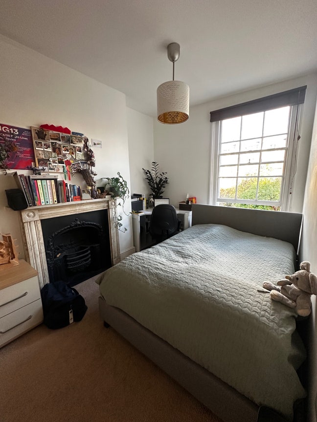 Garden View single room in Islington Main Photo