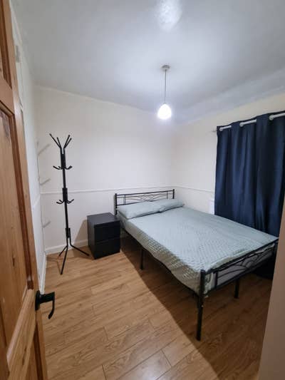 Rooms with Garden & Parking – All Bills Main Photo