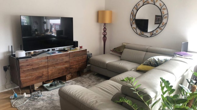 Zone 2 East Jubilee line - Canning Town - Double  Main Photo