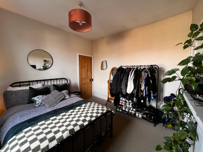 Cosy Double Room in Hackney Main Photo