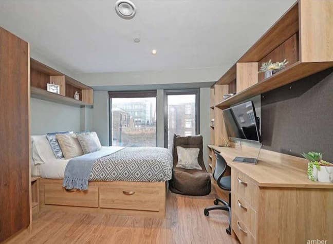 Ensuite Double Room all bills included  Main Photo