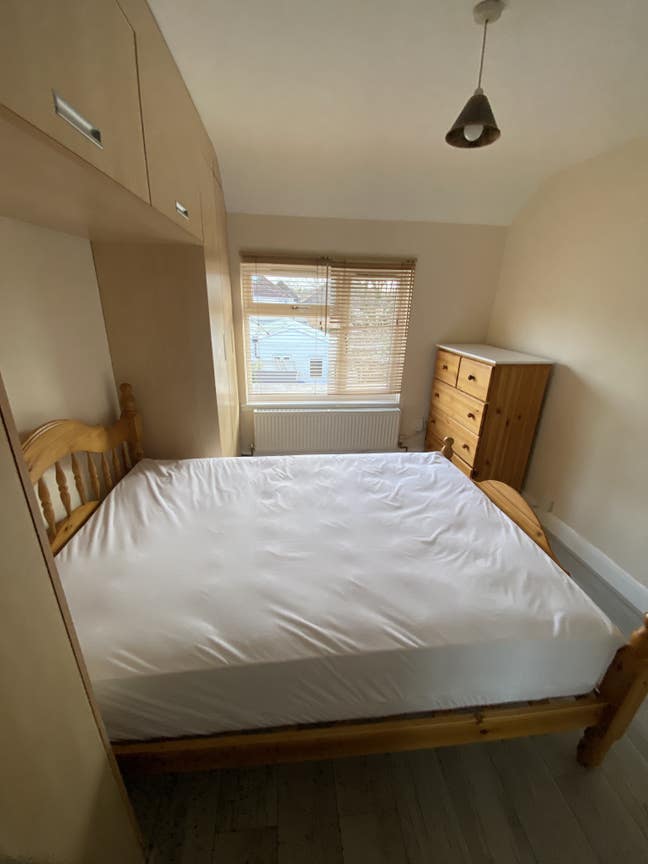 Double room to rent Main Photo