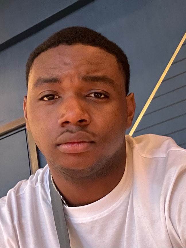 Professional Male seeks a double room Main Photo