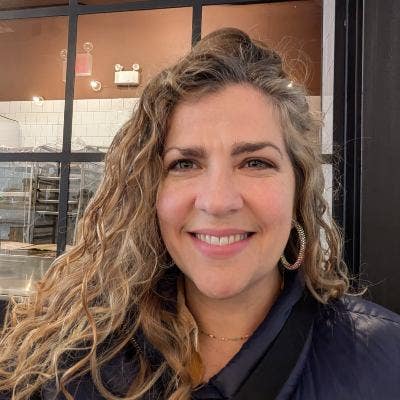 Professional Healthcare Worker Main Photo