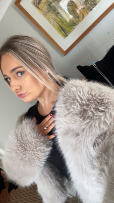 21 year old girl looking for a room or housemate 🤍 Main Photo