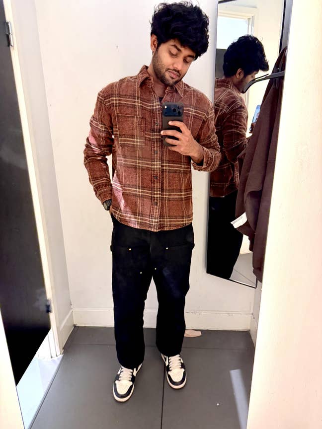 Professional Male seeks a double room Main Photo