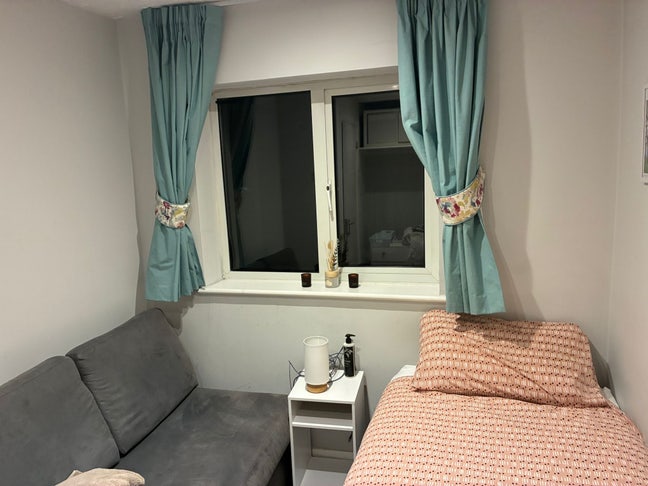 Borehamwood &pound;700per month bills inc Main Photo