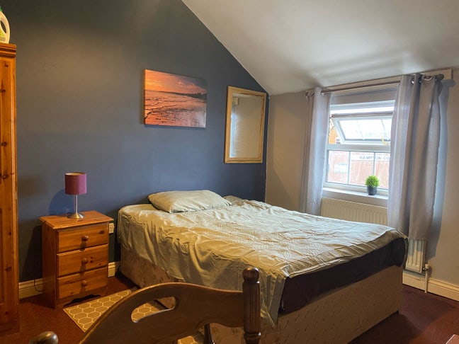 City centre room close to Snow hill station  Main Photo