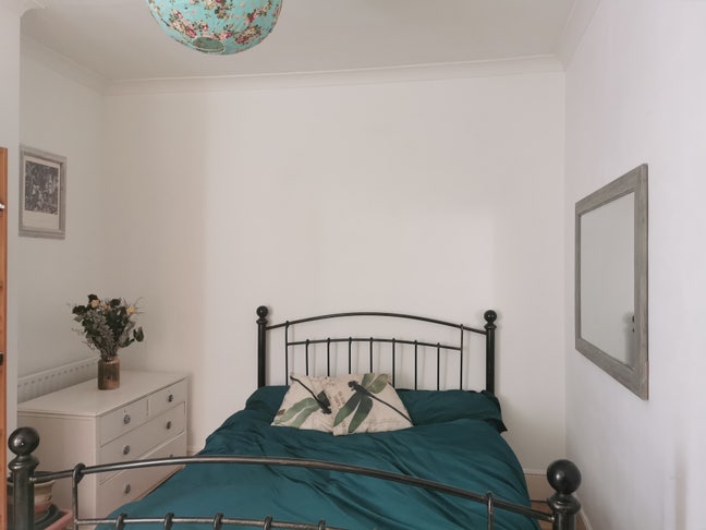 Double Room near St George's Park bills inc Main Photo