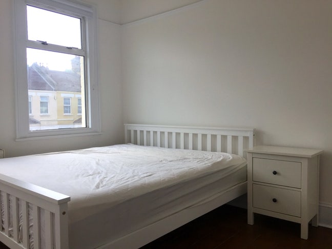 Bright En-suite 10min from Plumstead Common Main Photo