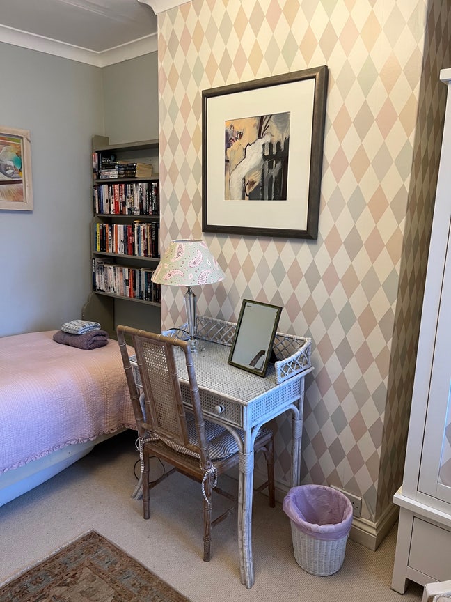 Perfect Single Room in Central Chichester  Main Photo