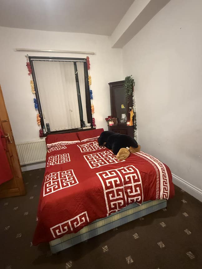 2 Double Bedroom Available  Main Photo