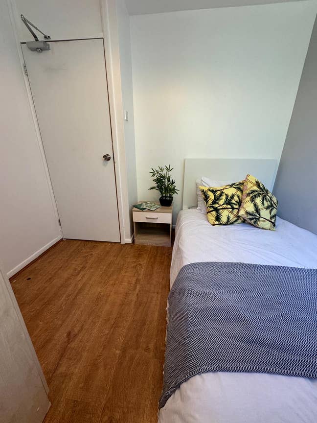 CV3 Last One🚨  No Deposit 🥳 All Bills inc ✅ Main Photo