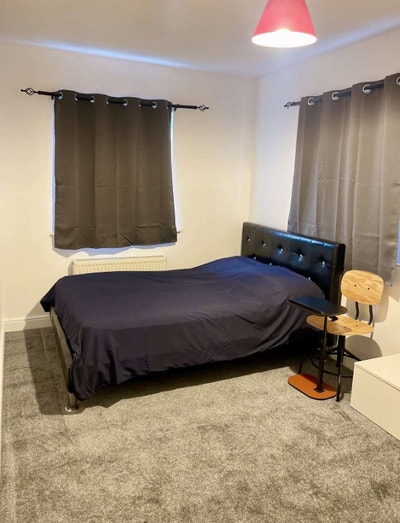 🛏️ Very Spacious Double Room in 2-Bed Flat (M24) Main Photo