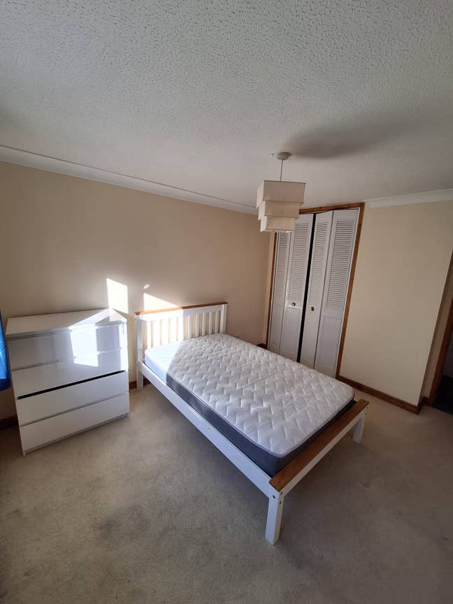 Double room available in 4 bed detached - Brackley Main Photo