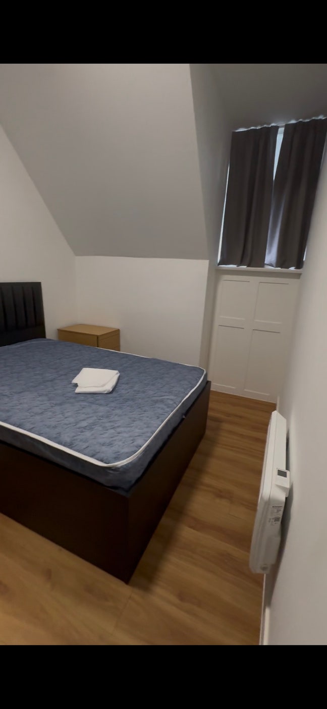 🏠 Studio Sublet – Students Only, Bills Included Main Photo